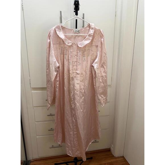 Nicole Other - Nicole Pink Satin Embroidered Nightgown Women’s L Vintage Long Sleeve